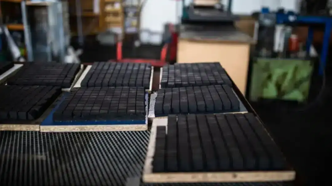 Coconut Charcoal Briquettes Supplier