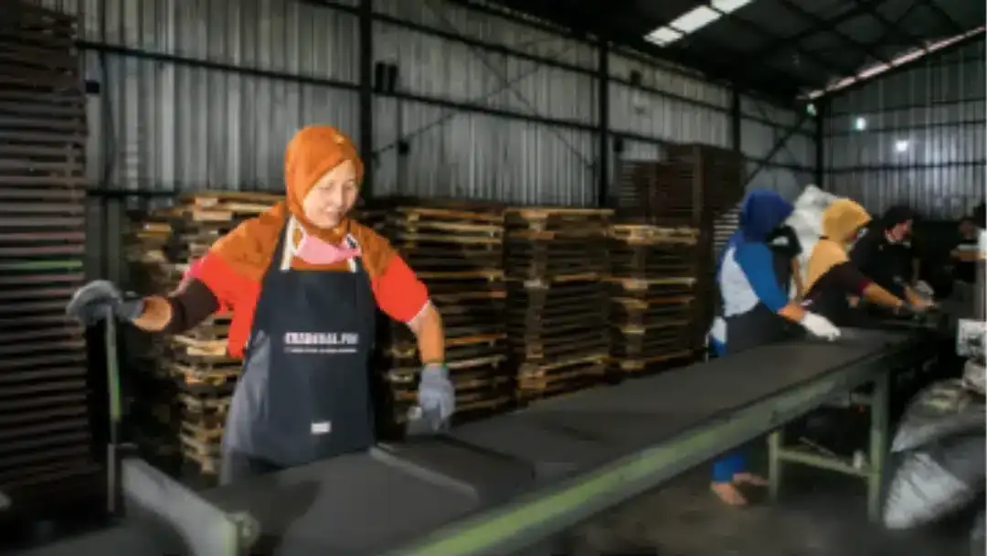 Coconut Charcoal Briquettes Supplier